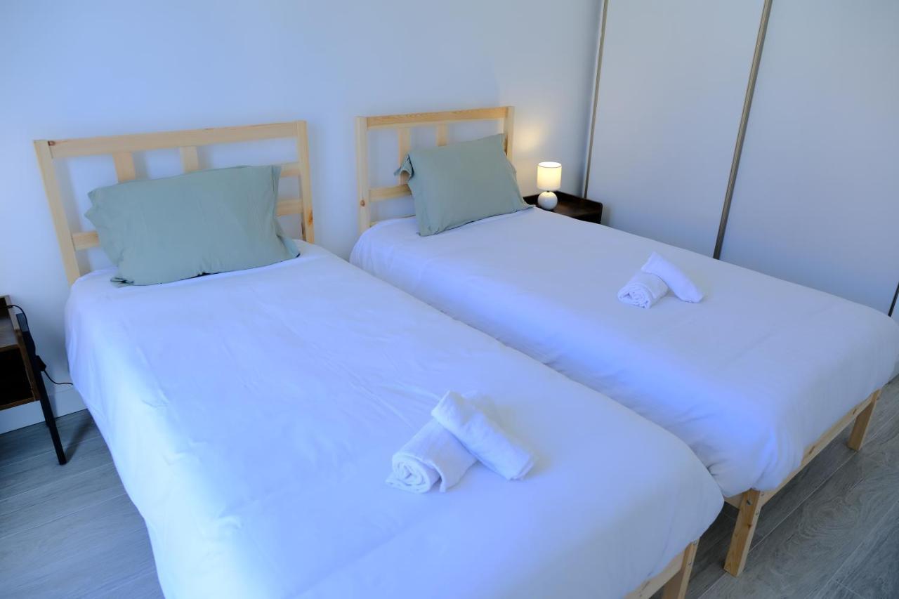 Calypso- Grand T3 70 M2 - Arrivee Autonome - Parking Prive Gratuit Apartment Melun Bagian luar foto