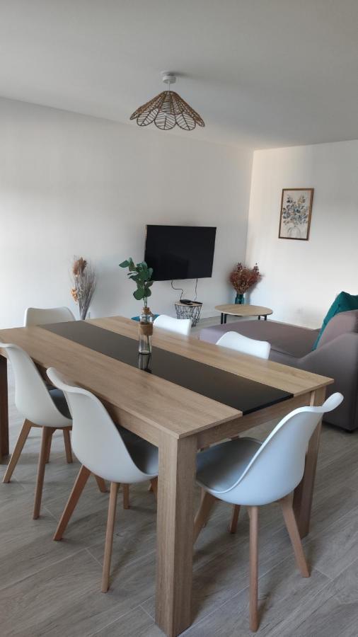 Calypso- Grand T3 70 M2 - Arrivee Autonome - Parking Prive Gratuit Apartment Melun Bagian luar foto
